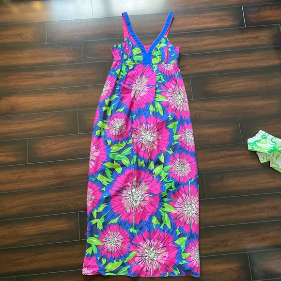 Lilly Pulitzer Dresses & Skirts - NEVER WORN Lilly Pulitzer Maxi Dress!! Size 10!